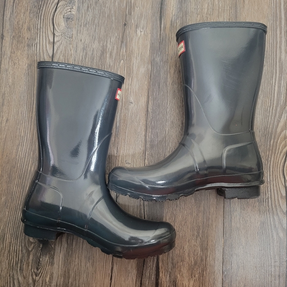 Hunter Buckle Gloss Grey Short Rain Boots 8 EUC - Picture 5 of 8